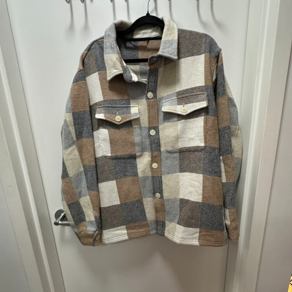 Zara Men's Plaid Flannel Jacket in Size XL